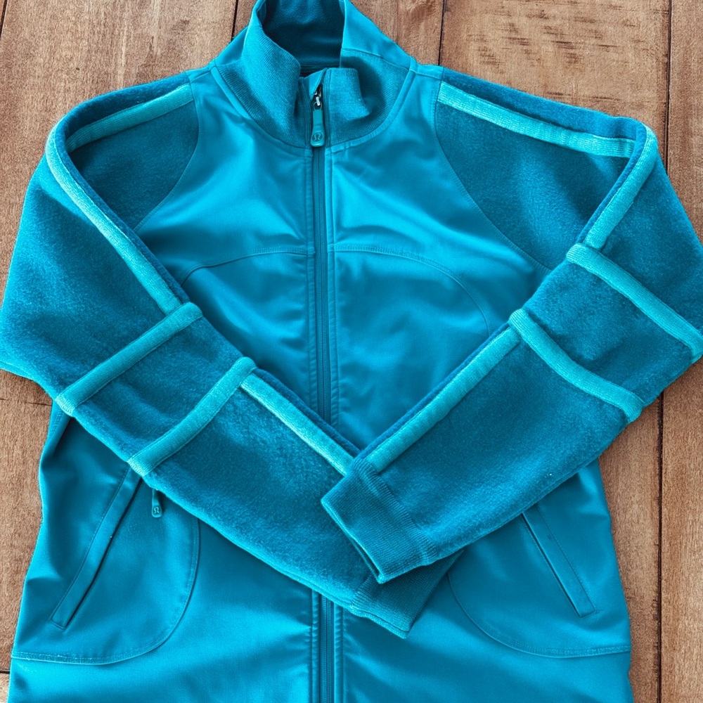 Vintage Teal Lululemon Jacket